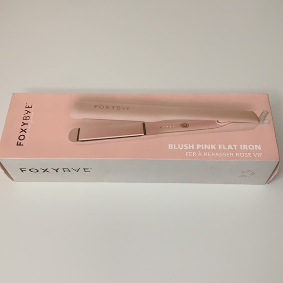 Foxy Bae Other - 💕FOXY BAE Blush Pink Flat Iron🌸💞